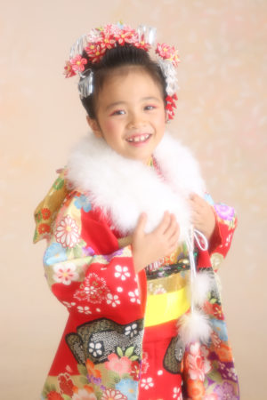 七五三・7歳・日本髪・祝着物・赤・古典和柄