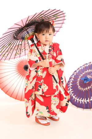 江戸川区・29年七五三・3歳・被布と着物・傘で撮影