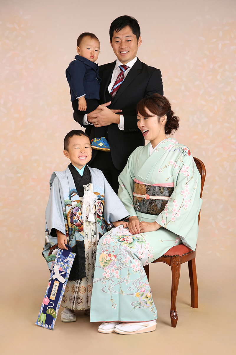 江戸川区・29年七五三・5歳・家族写真・お母様着物 いせや写真スタジオ 江戸川区の写真スタジオ 江戸川区・29年七五三・5歳・家族写真・お母様着物 いせや写真スタジオ 江戸川区の写真スタジオ