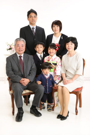 江戸川区　30年七五三　7歳　家族写真