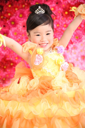 江戸川区　30年　七五三　3歳ドレス　黄色×オレンジ