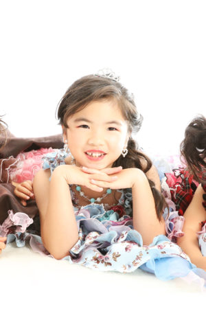 本八幡　市川市　七五三　前撮り　姉妹　7歳　3歳　双子　ドレス